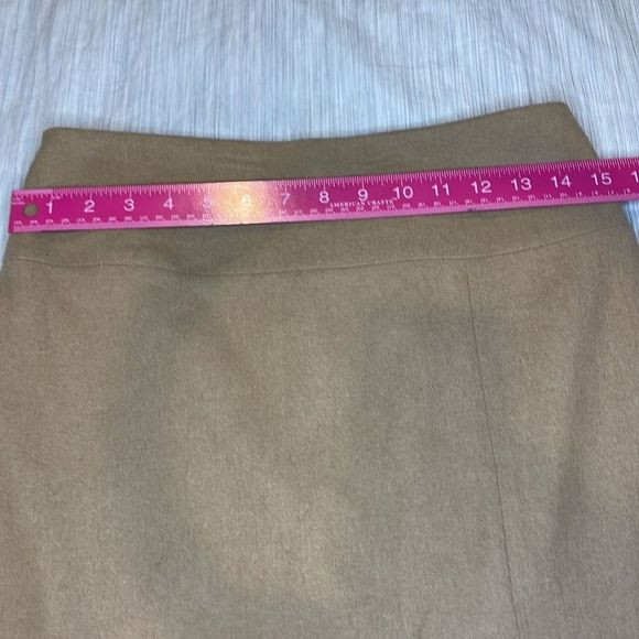 BANANA REPUBLIC FACTORY STORE camel color pencil wool blend skirt w/side… - Picture 3 of 7